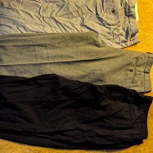 Mens dress clothes. Shirts XL and pants 40-42